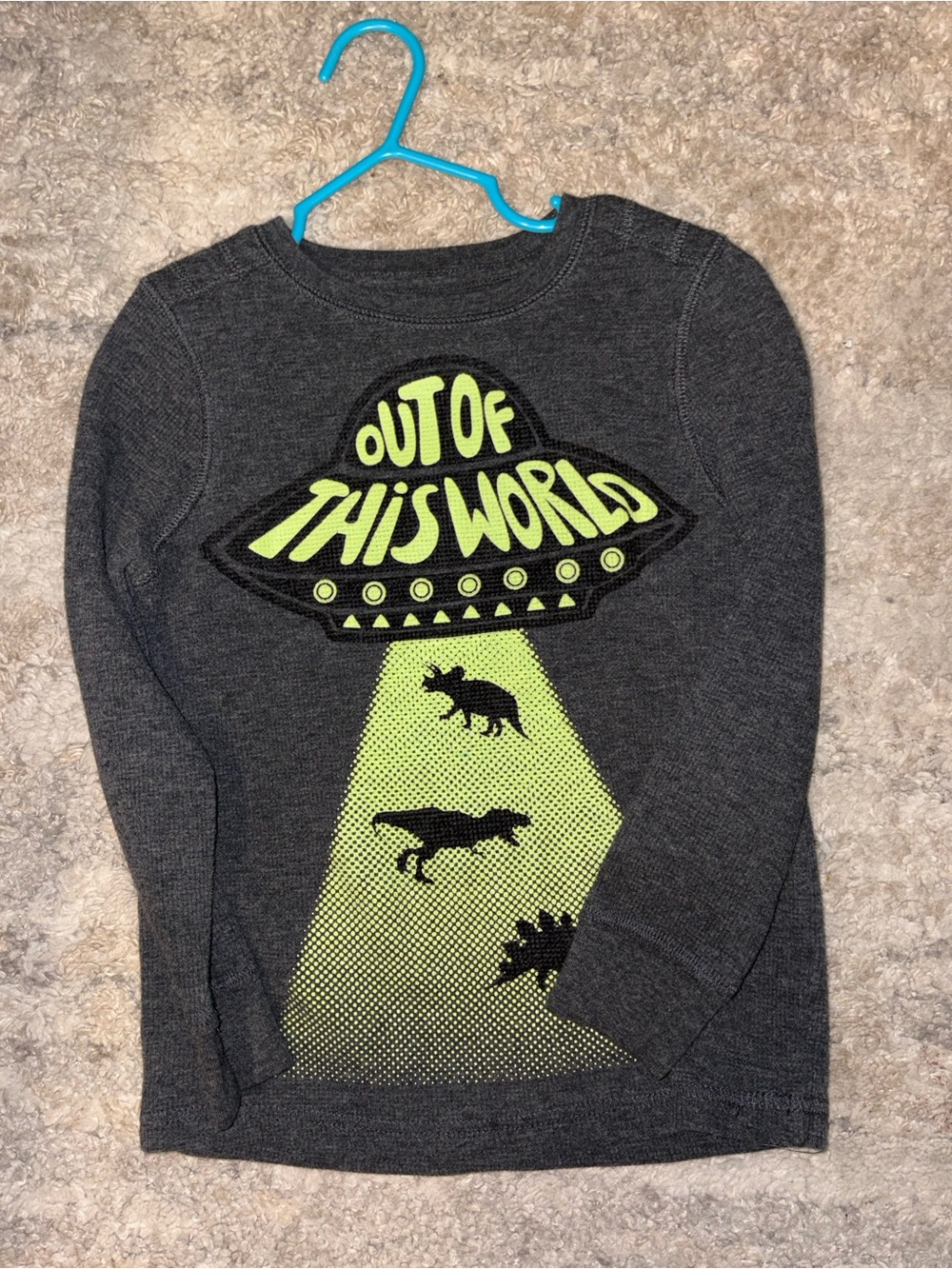 3/$20! Boys size 5 Alien Epic Threads Gray Long Sleeve Neon Green UFO Dinosaurs